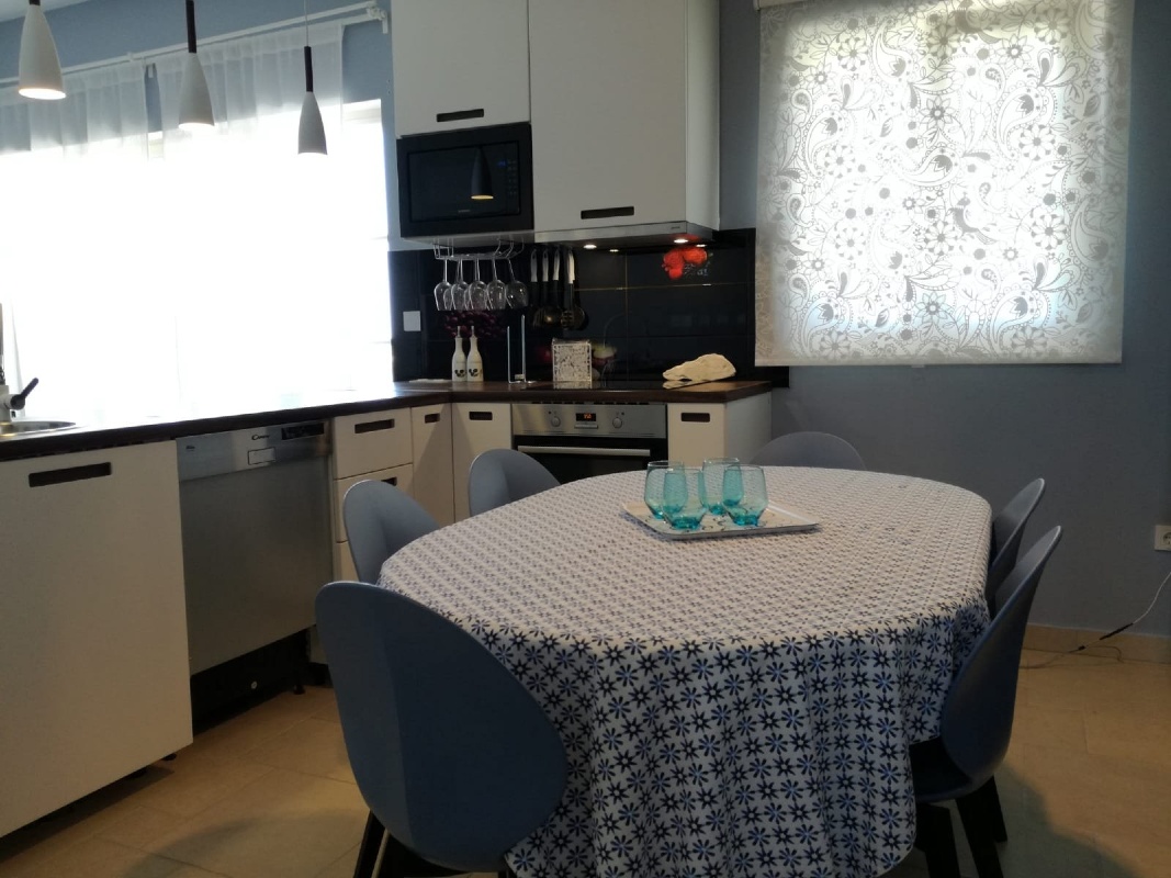 Vila s 2 bazena i savršenim pogledom na more: mir, tišina